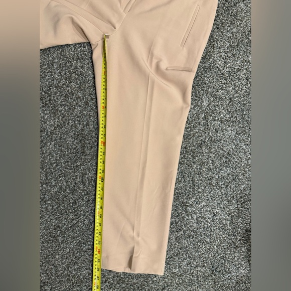 NWOT Bar III Cropped Pants Tan Size 12 - Picture 6 of 9